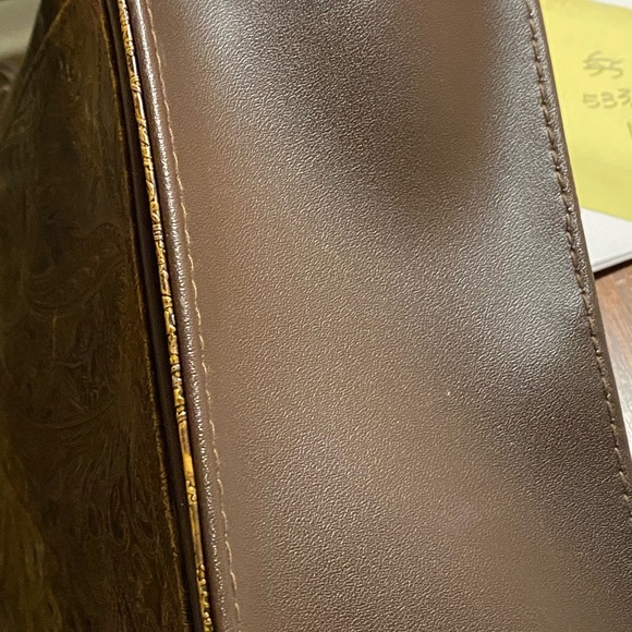 RELIC by FOSSIL - Picture 8 of 8